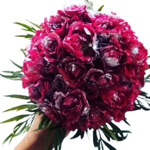 Un bouquet sphérique, romantique et irrésistible.