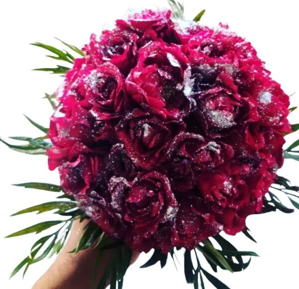 Un bouquet sphérique, romantique et irrésistible.